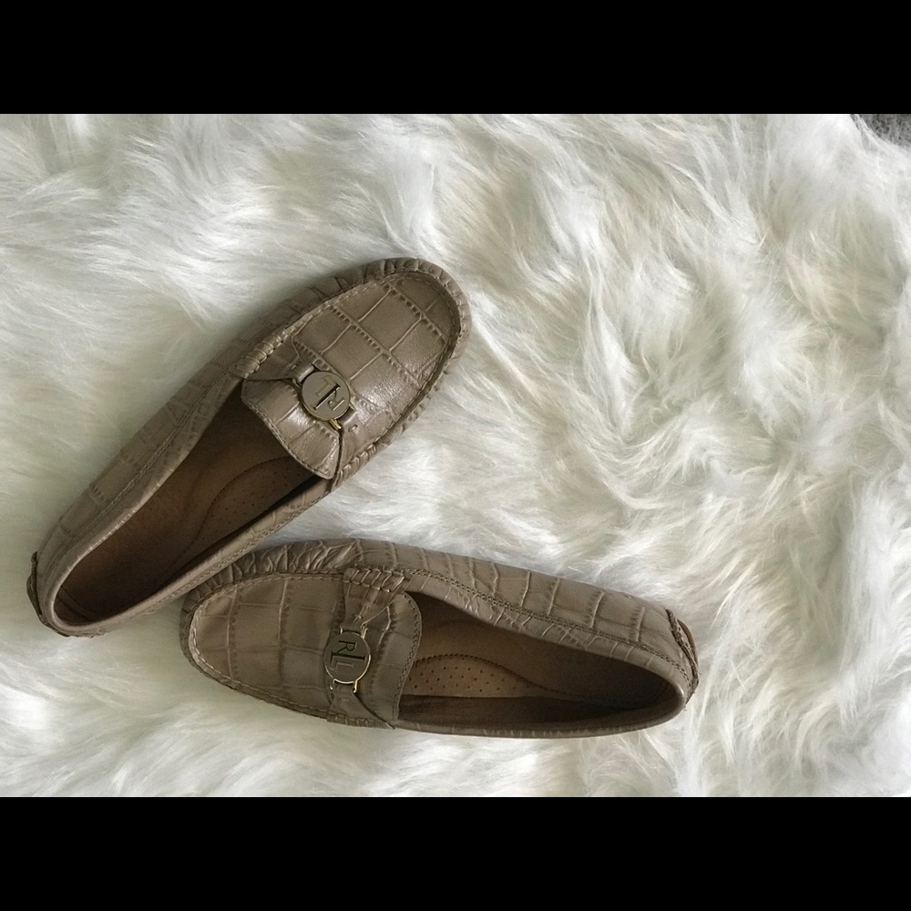 Stylish leather croc loafers!